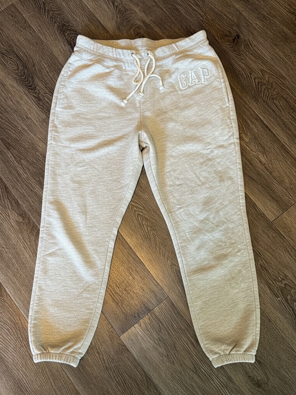 GAP Heather Light Gray Cropped Jogger Sweatpants